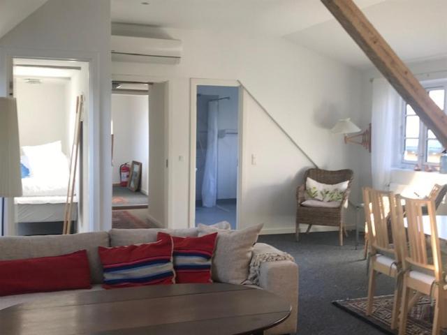Strandsegard Ferielejlighed Ølsted Esterno foto