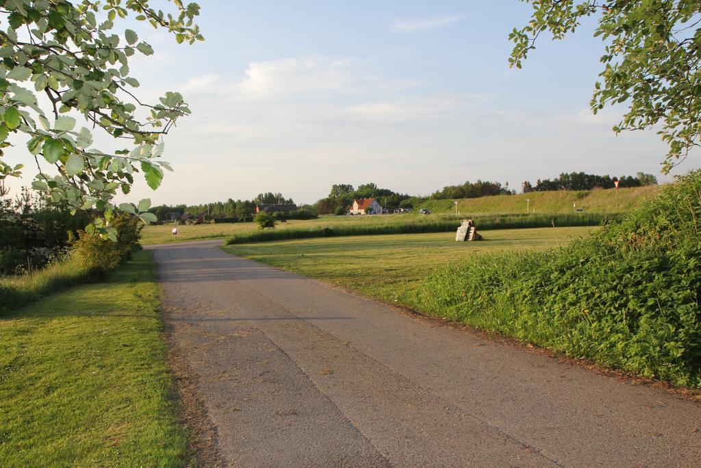 Strandsegard Ferielejlighed Ølsted Esterno foto